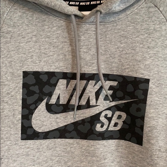 Nike SB Pullover Hoodie - Picture 2 of 4